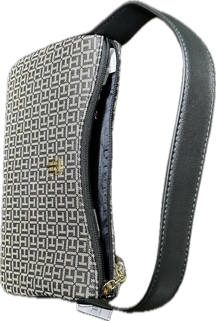 Bolsa para dama Tommy Hilfiger negra tipo Crossbody