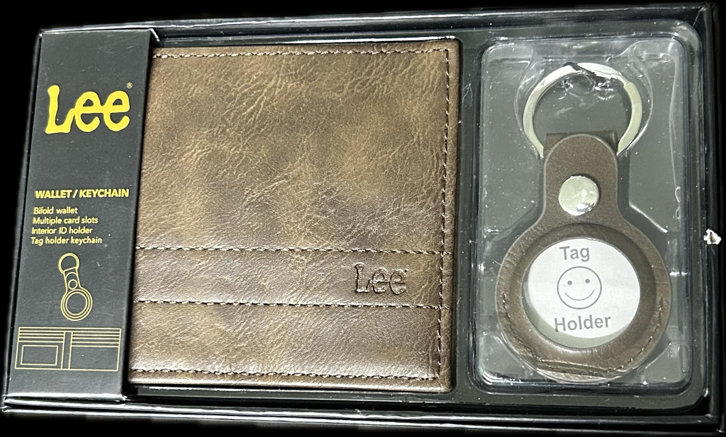 Cartera para caballero café marca Lee con llavero
