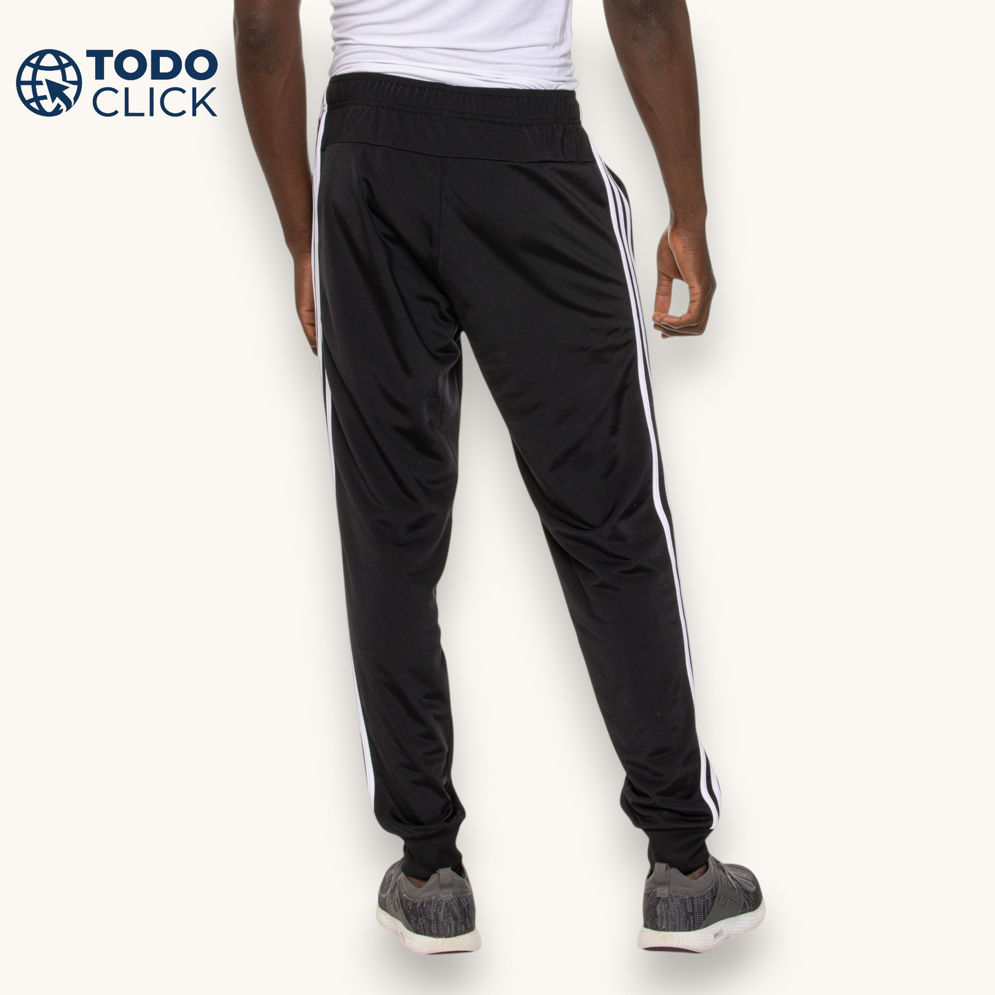 Conjunto de Pants Adidas negro con 3 rayas blancas talla L